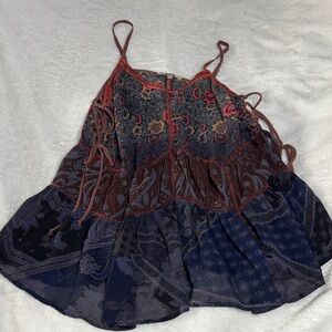 gimmicks by BKE Navy & Rust Floral Patchwork Spaghetti Tank